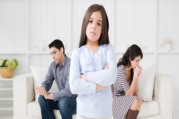 10 Συμβουλές : όταν οι γονείς μαλώνουν μπροστά στα παιδιά