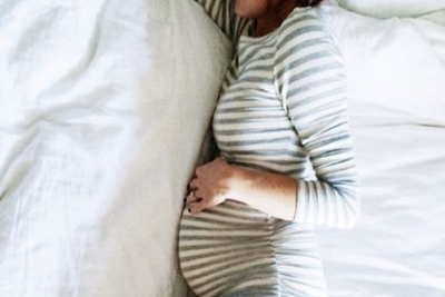 Ποια είναι η ιδανική στάση ύπνου στην διάρκεια της εγκυμοσύνης;