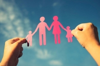 4 Βασικές αρχές για μια οικογένεια με δυνατά θεμέλια