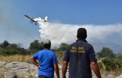 Φωτιά στην Καστάνια