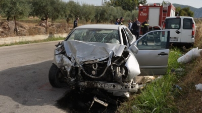 Δεκατρείς νεκροί και 592