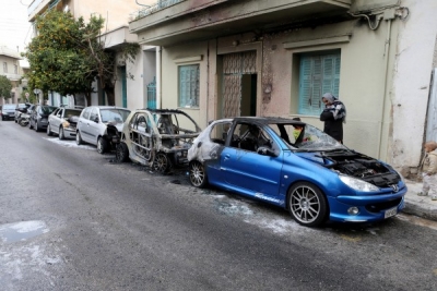 «Στάχτη» έγιναν τέσσερα