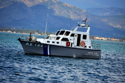 Αλιευτικό με 283 αλλοδαπούς