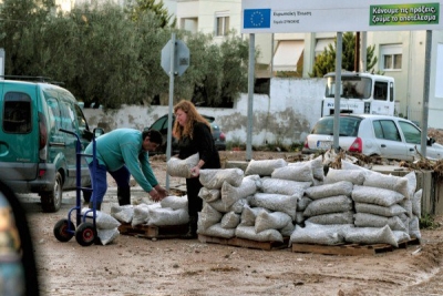 Με εθνικούς πόρους η